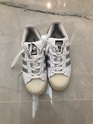 Adidas süperstar