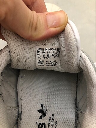 39 Beden beyaz Renk Adidas süperstar