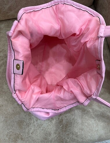  Beden pembe Renk Victorias secret kullanılmamış çanta minik soyulması var sapta r