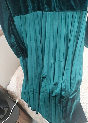 40 Beden Yeşil kadife elbise