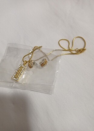 Versace Kolye küpe takımı