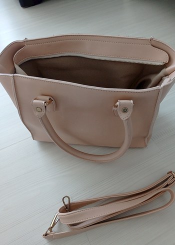 Bej Deri Minimalist Kadın Çanta - Görsel 2