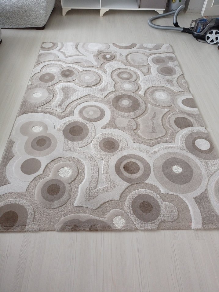 Bej ve Gri Soyut Desenli Modern Halı - Görsel 3
