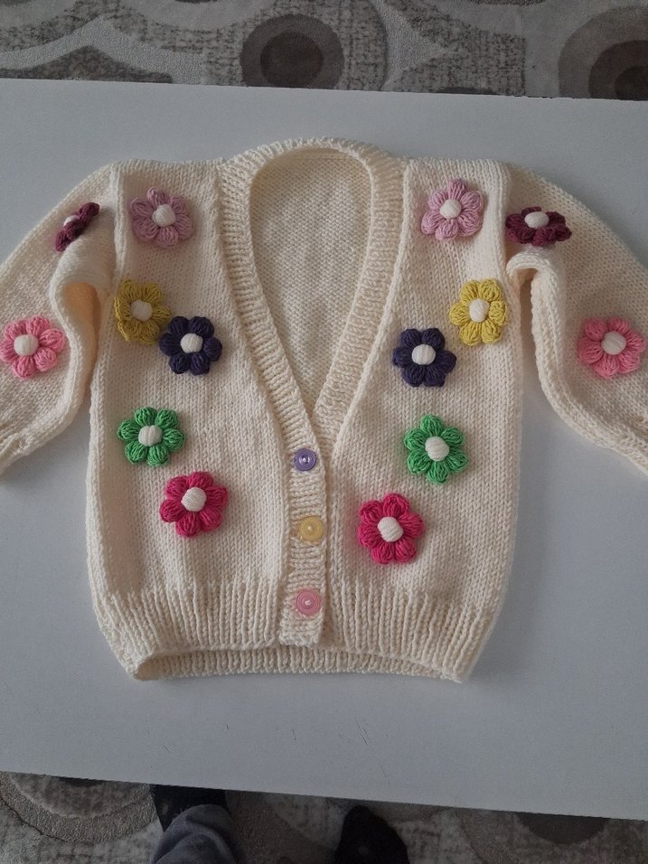 Çiçek İşlemeli Bohem Kız Hırka crop çiçekli hırka el emeği - Görsel 5