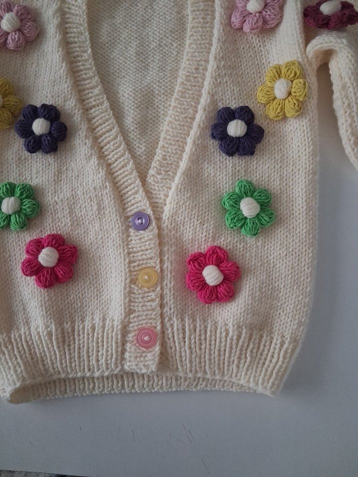 Çiçek İşlemeli Bohem Kız Hırka crop çiçekli hırka el emeği - Görsel 3