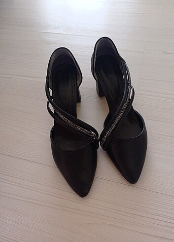 Nine West 38 numara