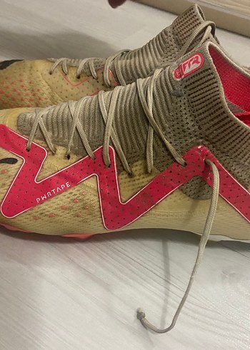 Bej Gri Erkek Futbol Ayakkabısı Velcro Detaylı