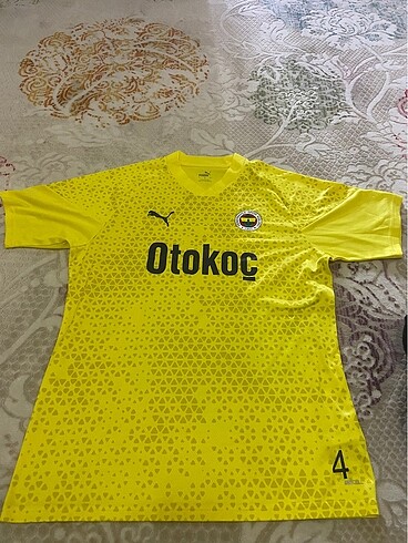 Puma Fenerbahçe A takım ürünü