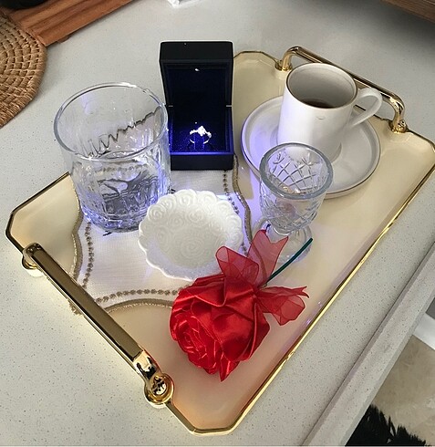 Beden Damat kahvesi çiçeği