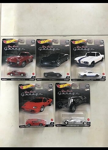 Hotwheels Premium Garage Set 