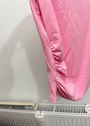 Pembe Drapeli Tişört - Görsel 3