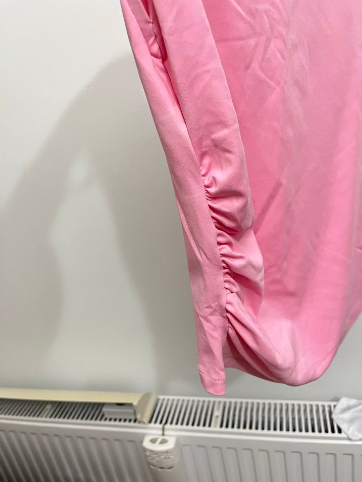 Pembe Drapeli Tişört - Görsel 3