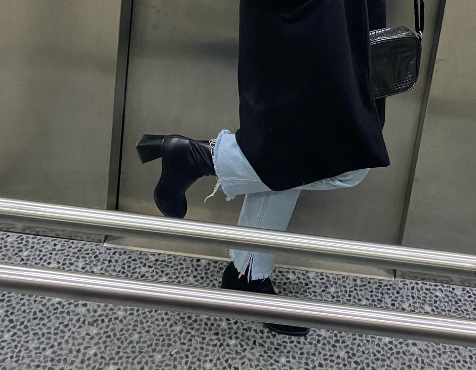 Siyah Deri Blok Topuklu Kadın Bot - Görsel 2