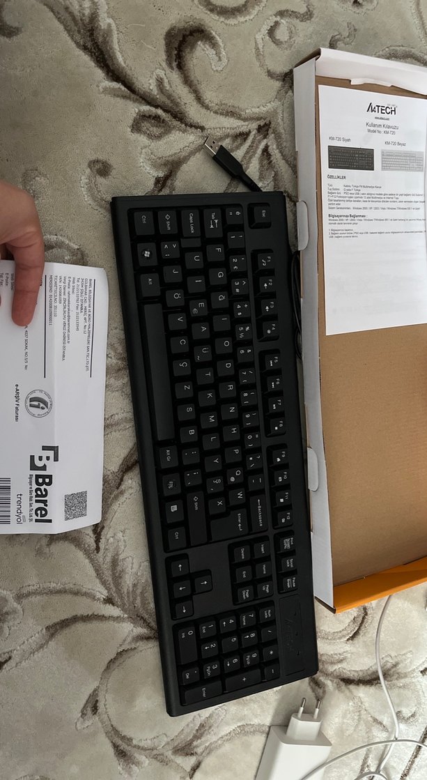 Kablolu Siyah Q klavye - Görsel 2