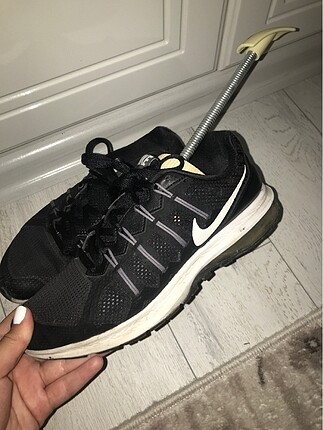 Nike Siyah Nike spor ayakkabı