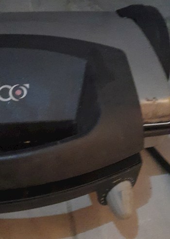 Siyah Tost ve Sandviç Makinesi - Görsel 2