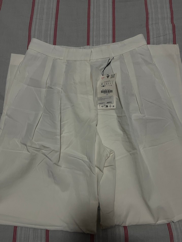 Kadın Beyaz Regular Fit Midi Kumaş Pantolon - Görsel 2