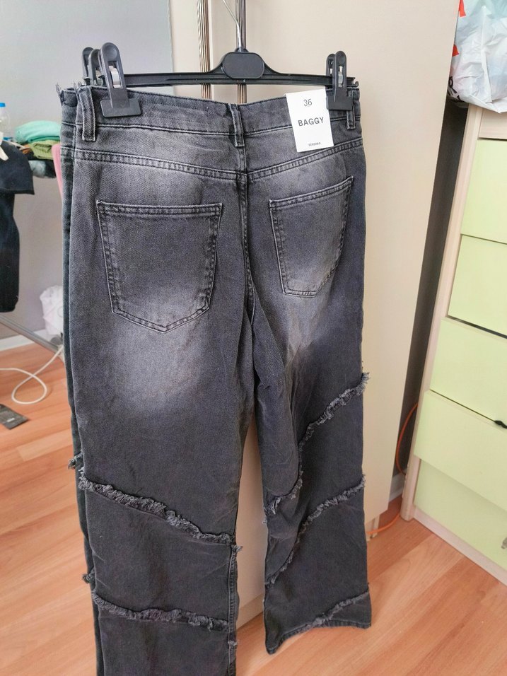 Gri Bershka Saçaklı Baggy Jean - Görsel 5