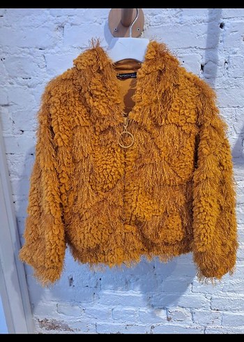 Kahverengi Kapüşonlu Kısa Peluş Mont - Görsel 4