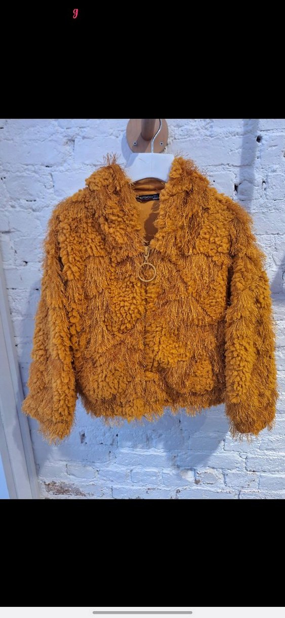 Kahverengi Kapüşonlu Kısa Peluş Mont - Görsel 4