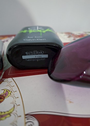 Boş parfüm şişeleri - Görsel 4