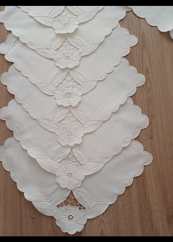 13 PARÇA BEYAZ İŞİ KARE ÖRTÜLER (ADET FİYATI ) - Görsel 2