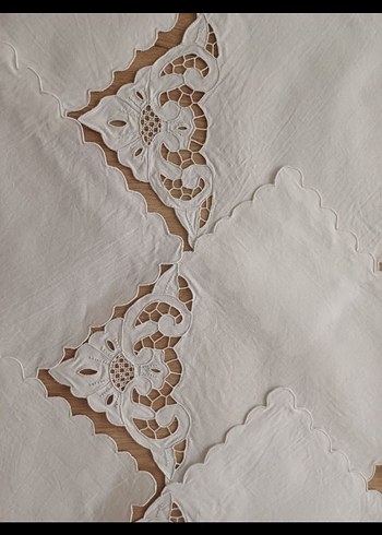 12 ADET BEYAZ İŞİ KARE ÖRTÜ ( ADET FİYATI 750 TL ) - Görsel 2