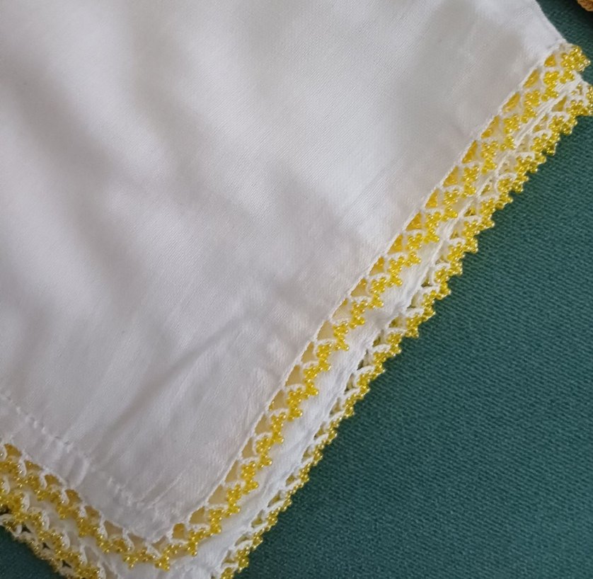 BEYAZ TÜLBENT ÜZERİNE BONCUK OYALI TÜLBENTLER - Görsel 3