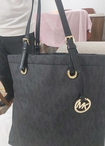  Beden siyah Renk Michael Kors orjinal çanta