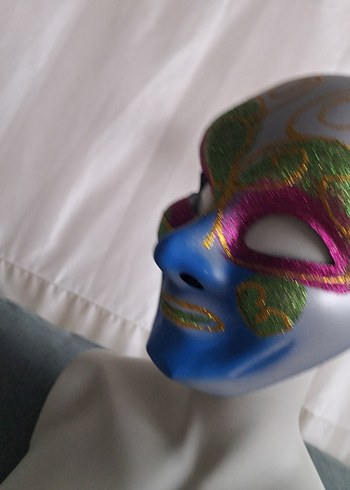 Renkli Parlak Makyajlı Kadın Maskesi - Görsel 4