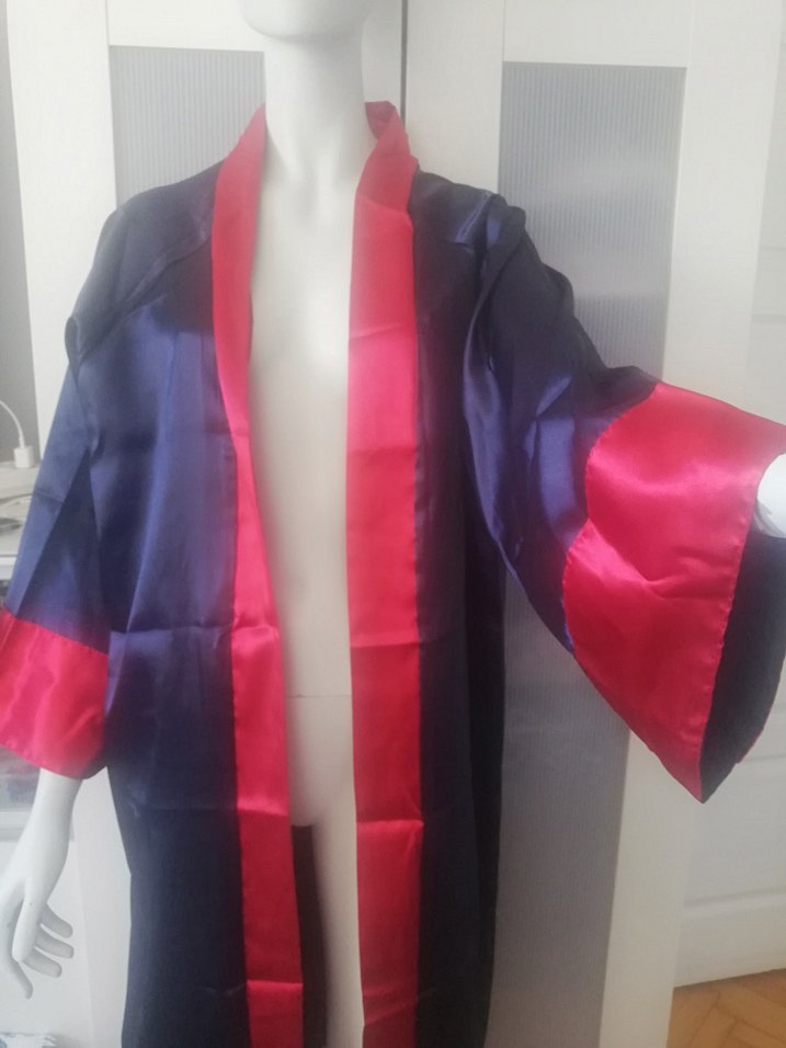 Mezuniyet cübbesi - Görsel 3