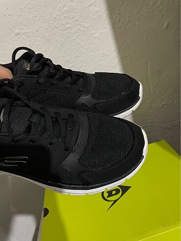 38,5 Beden Orjinal Skechers 38. No