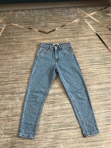 Mom jeans