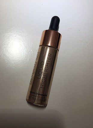 Likit aydınlatıcı makeup revolution champagne