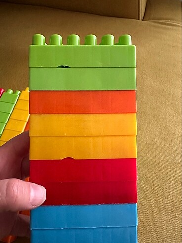 Beden Renk 75 parça Lego