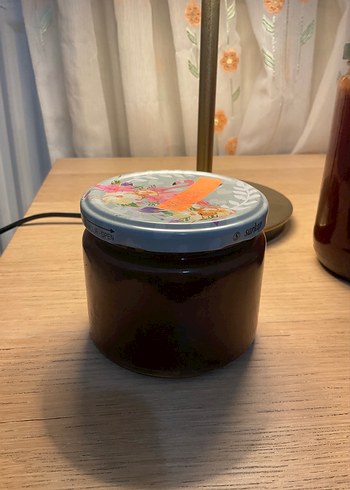 Farklı Boylarda Ev Yapımı Kozalak Şurubu - Görsel 4