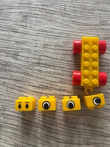 Beden Geçmeli Lego
