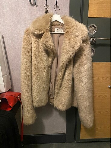 Bershka Suni Peluş Kürk