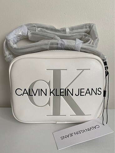 Calvin Klein çanta