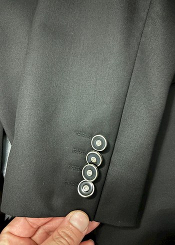 Düğmeli Siyah Erkek Takım Elbise Ceketi - Görsel 2