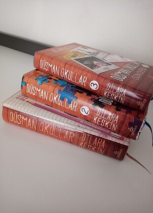 Düşman Okullar Serisi