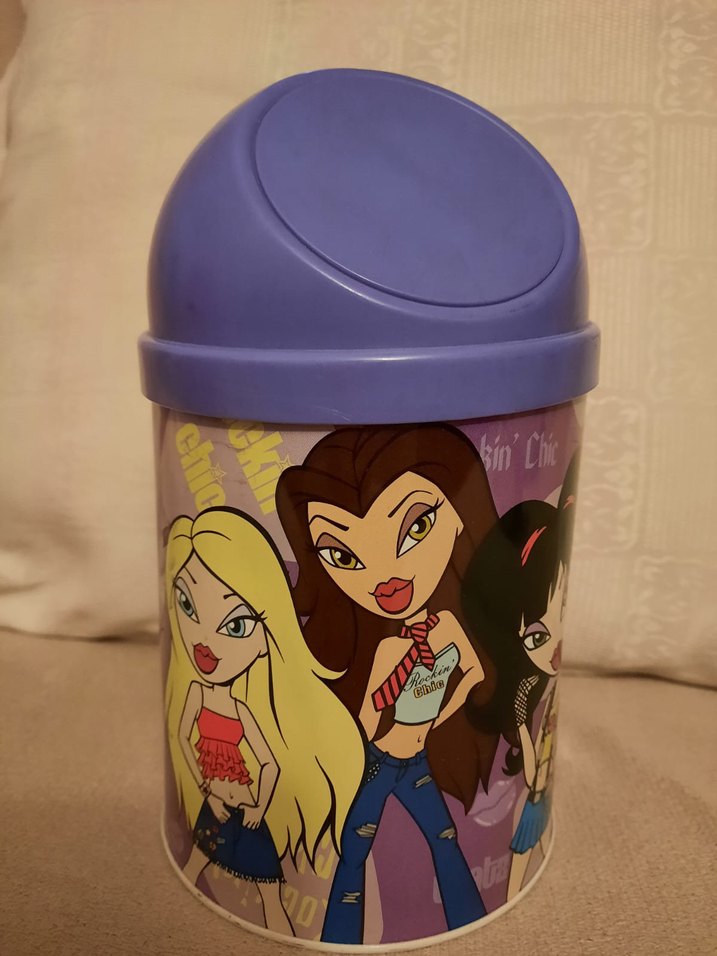 Vintage nostaljik Bratz kalem kutuları - Görsel 2