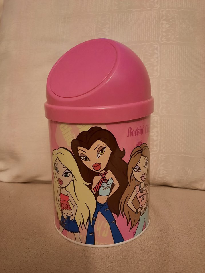 Vintage nostaljik Bratz kalem kutuları - Görsel 3