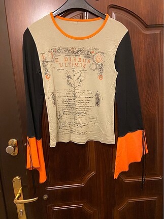 Uzun kollu tshirt