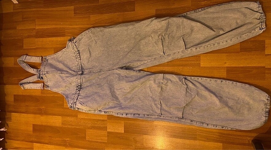 Paçaları lastikli kot salopet tulum - Görsel 5