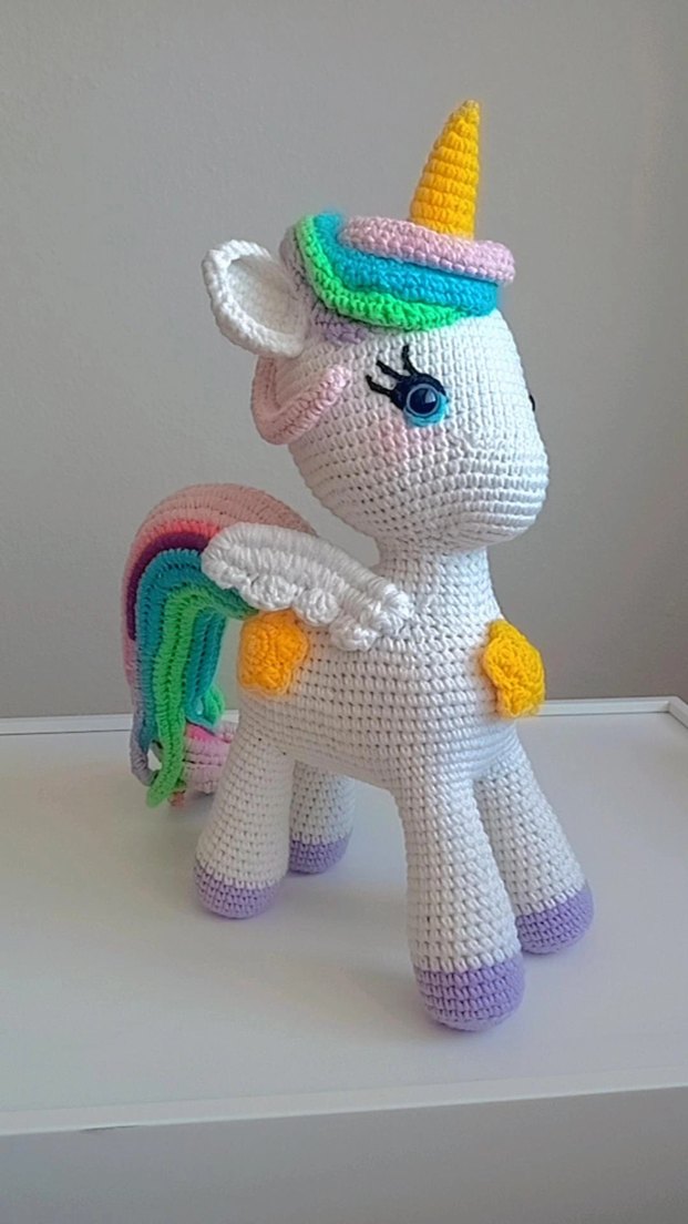 Renkli Unicorn Amigurumi Oyuncak - Görsel 4