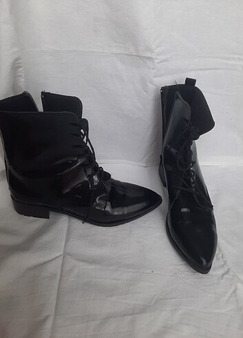 40 Beden siyah Renk Bot ayakkabı