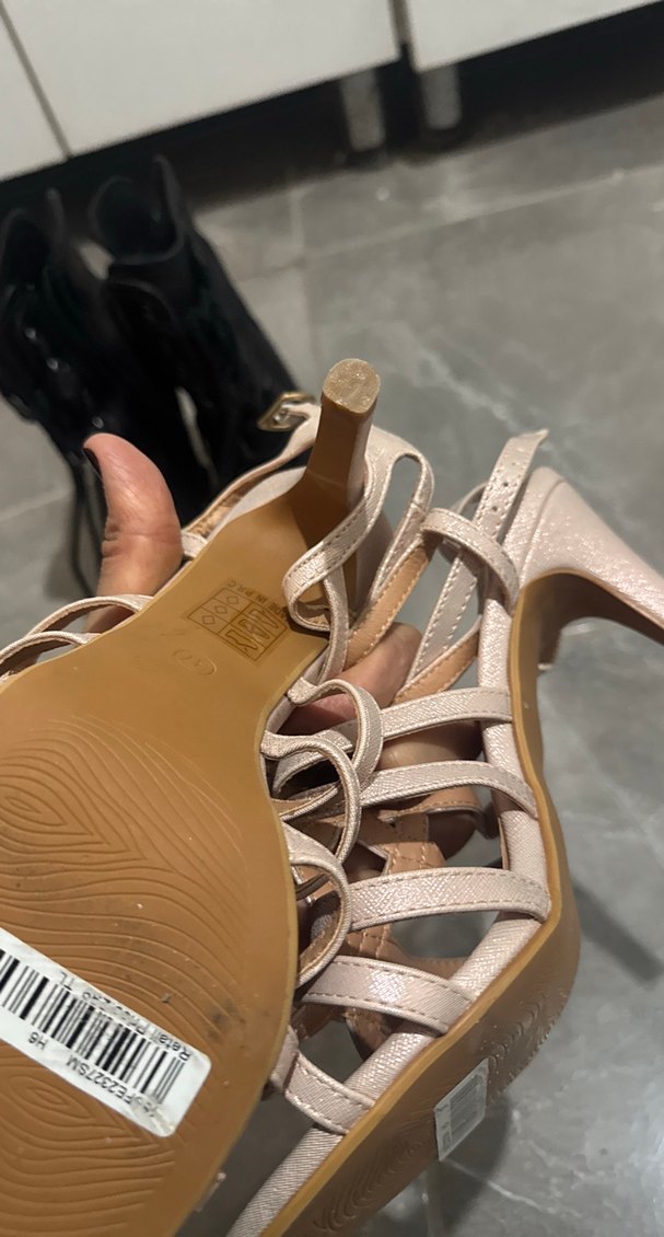 Bej Yılan Desenli Tokalı Topuklu Kadın Ayakkabı - Görsel 3