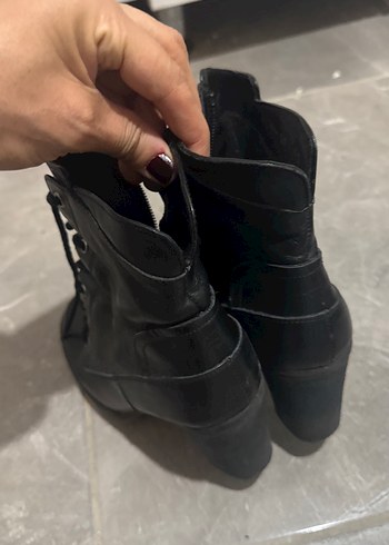 Siyah Kadın Bağcıklı Blok Topuk Bot - Görsel 4