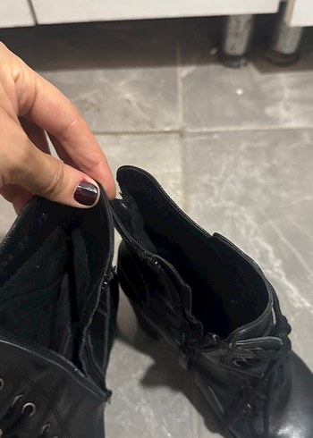 Siyah Kadın Bağcıklı Blok Topuk Bot - Görsel 5